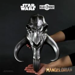 Maybang's Collectibles Disney Regal Robot Star Wars The Mandalorian Mythosaur Skull 17.5″ Wall Décor