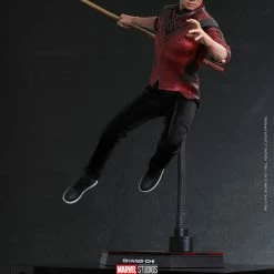 Maybang's Collectibles Hot Toys Marvel Comics Shang-Chi Shang-Chi 1/6 Scale 12
