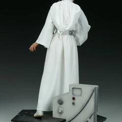 Vendor-unknown Sideshow Star Wars IV A New Hope Princess Leia Premium Format Figure Statue Sideshow Collectibles