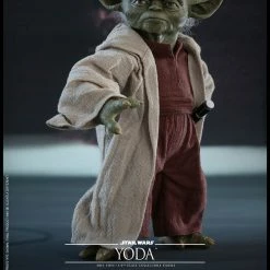 Maybang's Collectibles Hot Toys Star Wars Episode II Attack Of The Clones Master Yoda 1/6 Scale Figure