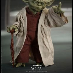 Maybang's Collectibles Hot Toys Star Wars Episode II Attack Of The Clones Master Yoda 1/6 Scale Figure