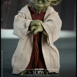 Maybang's Collectibles Hot Toys Star Wars Episode II Attack Of The Clones Master Yoda 1/6 Scale Figure