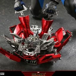 Maybang's Collectibles Hot Toys Marvel Comics Iron Man 2 Tony Stark (Mark V Suit Up Version) Deluxe 1/6 Scale 12