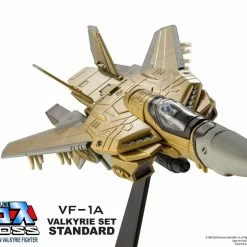 Maybang's Collectibles Toynami Macross Saga Retro Transformable Collection VF-1A Standard Valkyrie Variable Fighter 1/100 Scale Figure 7 Maybang's Collectibles Toynami Macross Saga Retro Transformable Collection VF-1A Standard Valkyrie Variable Fighter 1/100 Scale Figure