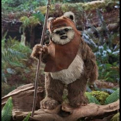 Maybang's Collectibles Hot Toys Star Wars Episode VI Return Of The Jedi Ewok Wicket 1/6 Scale Figure